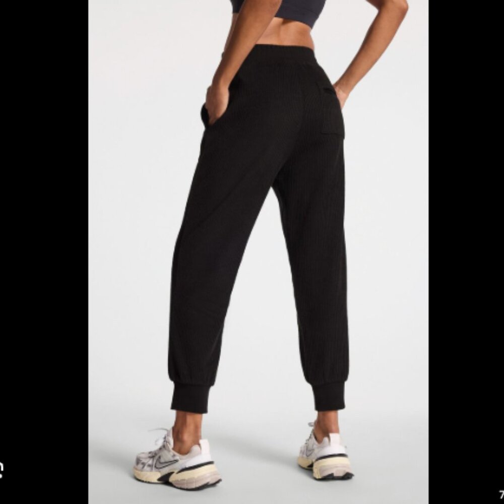 VARLEY Russel Cord Sweatpants in Black Size M $118
